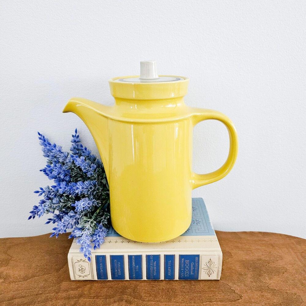 Vintage Japanese Stoneware Treasure Chest Yellow Kettle Teapot Retro MCM